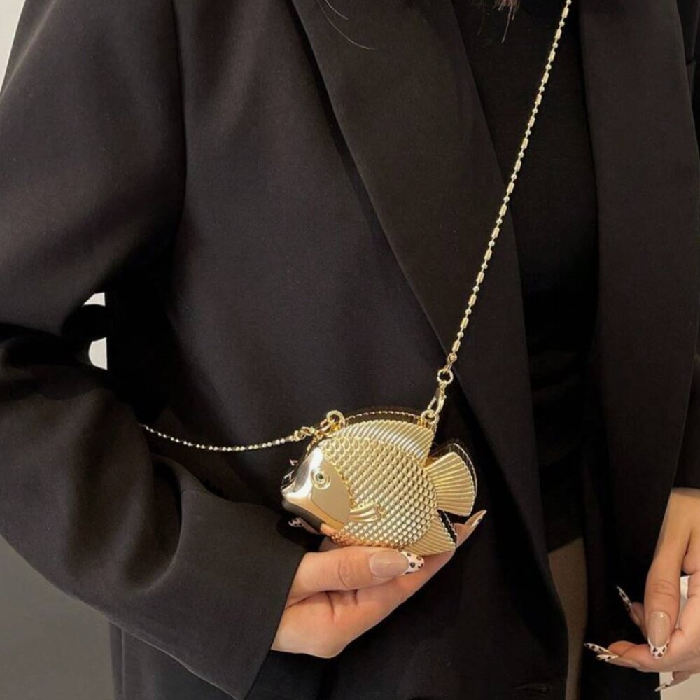 Small Gold Fish Statement Bag – Coastal Charm Meets Golden Elegance - Picture 6 of 10